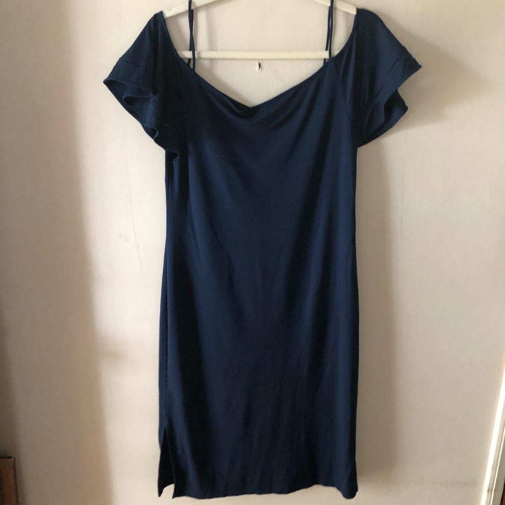 BUNDLE OF 5 M DRESSES